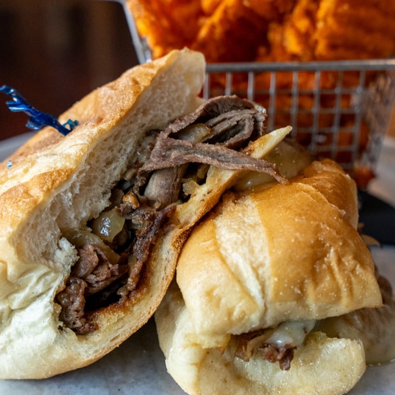 Savor Your Lunch with Us