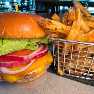Hand Solo Burger Lunch Combo